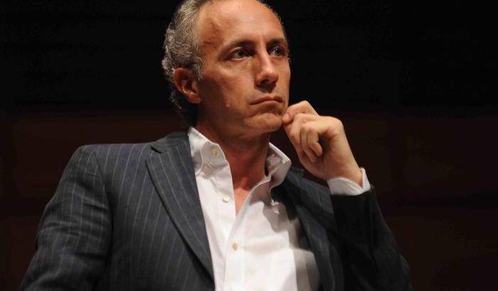 Travaglio insiste: il re è nudo, ma la regina è troia