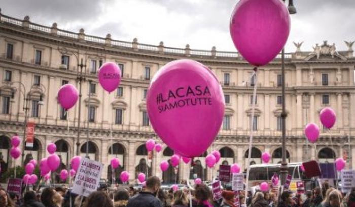 Niente "Estate romana" per la Casa delle Donne