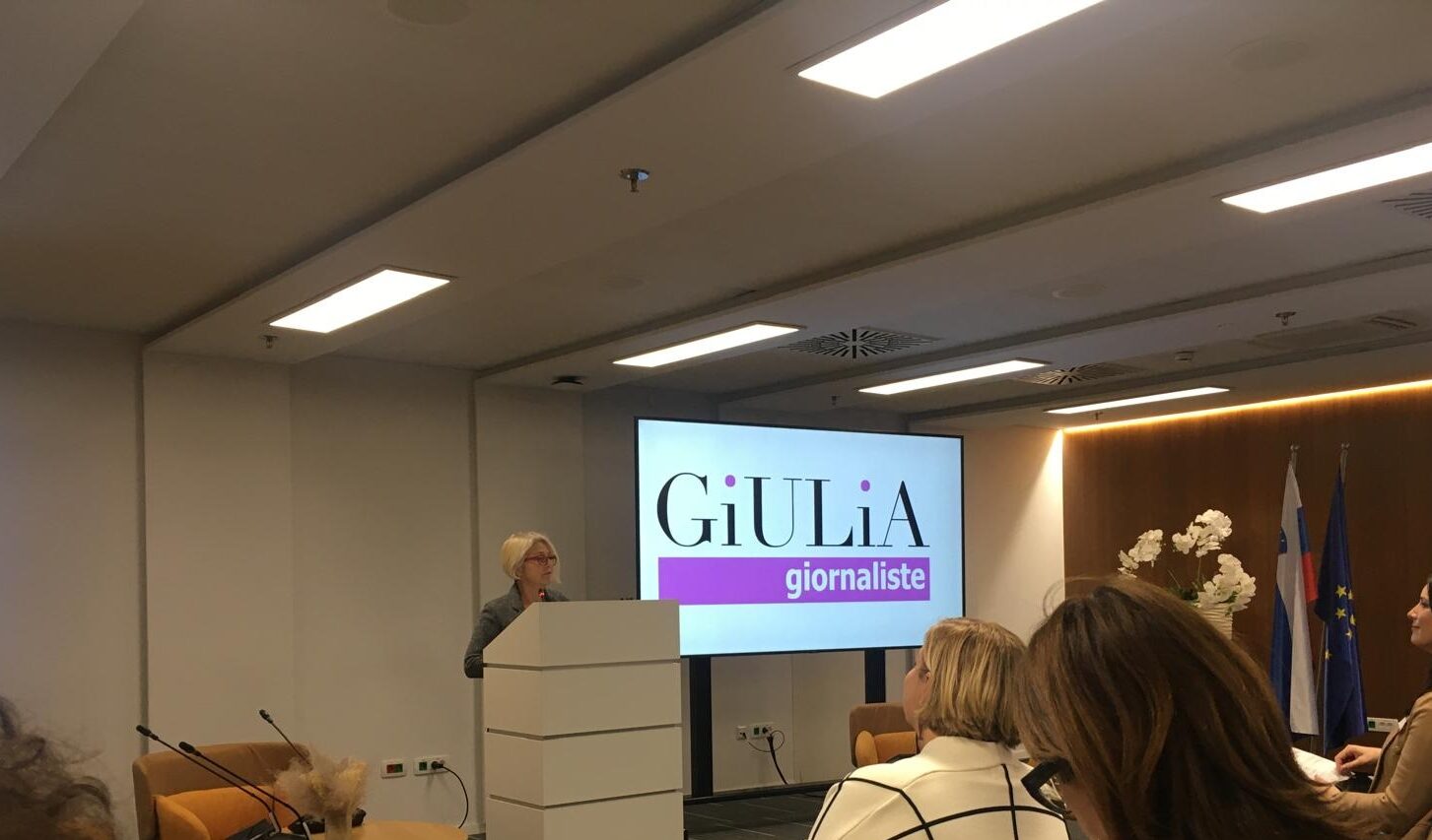 PHOTO-2025-12-05-10-21-47 A Lubiana le buone pratiche di GiULiA per dare voce alle esperte sui media